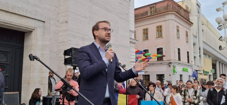Comunicat de Presă – Cristina Lăcătușu-Andrei, președinte USR Botoșani: USR începe consultările cu sindicatele și patronatele pentru programul de guvernare