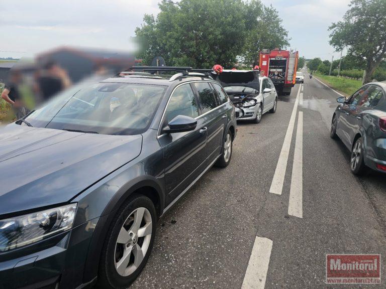 Soferiță rănită după un carambol cu trei mașini
