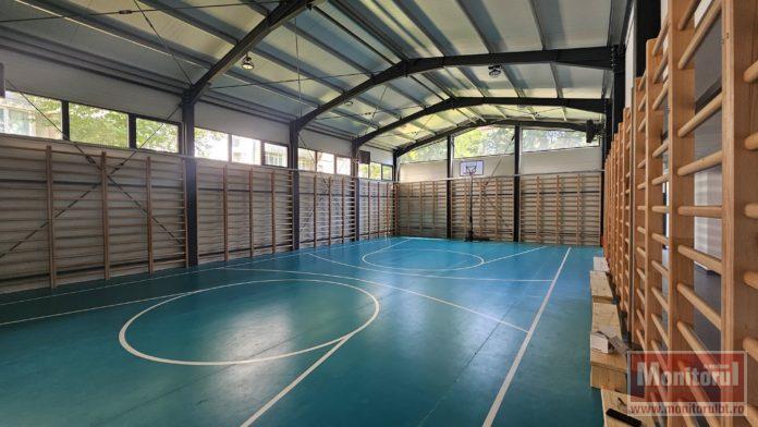 Sală nouă de sport pentru elevii unei școli din municipiu