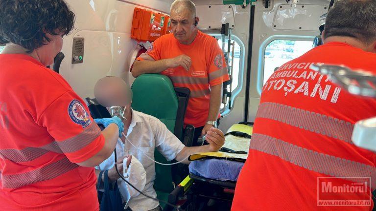 Ambulanțe solicitate pentru botoșăneni doborâți de caniculă (VIDEO)