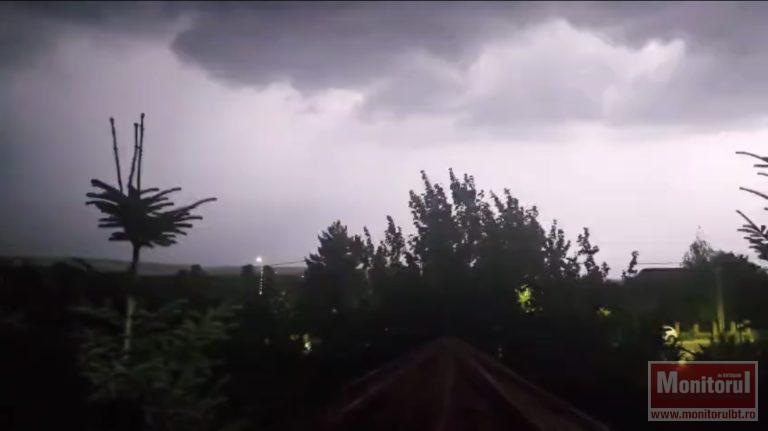 Furtuna avansează în județ. Ro-Alert în 19 localități