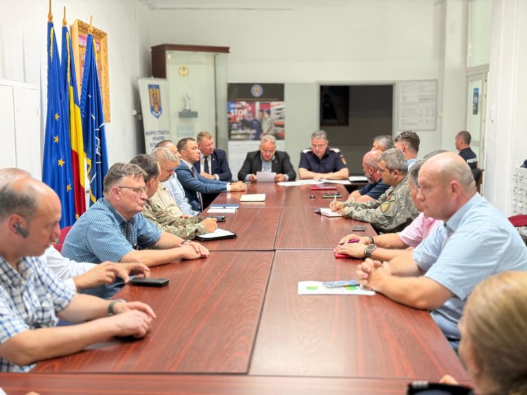 Codurile de vremea rea bagă autoritățile în ședință. Prefectul a convocat Comitetul Județean pentru Situații de urgență