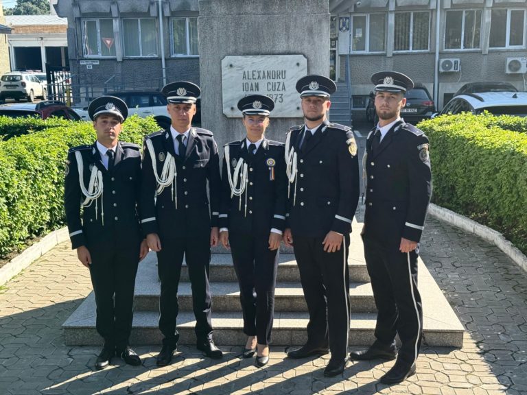 Tineri în slujba legii. Cinci absolvenți ai Academiei de Poliție încep cariera la IPJ Botoșani
