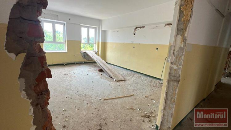 Bolnavi de cancer trataţi cu indiferenţă. Secţie în paragină, autorităţile „ridică din umeri” (VIDEO)