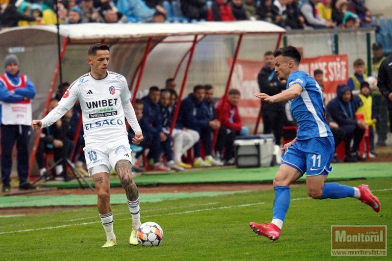 Astăzi, ora 19.00: FC Botoșani – Farul Constanța