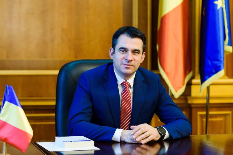 COMUNICAT DE PRESĂ – USR: Moțiunea de cenzură a partidelor extremiste este una împotriva României și a cetățenilor ei