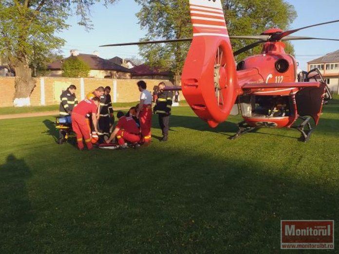 Alertă la Dorohoi. Medic din Spitalul Municipal luat cu elicopterul SMURD (VIDEO)