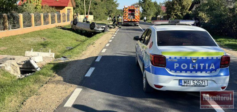 Copii răniți în mașina tatălui lor