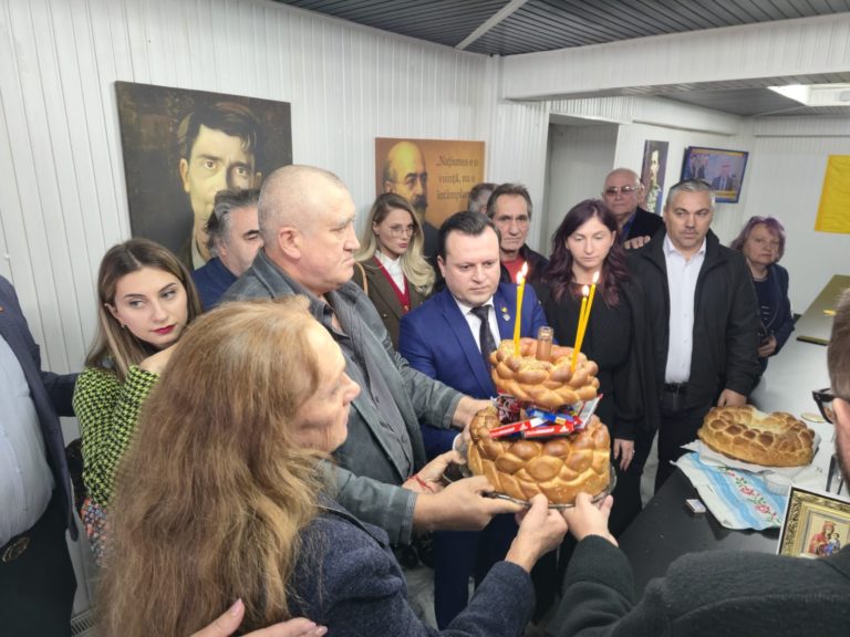 COMUNICAT DE PRESĂ: Senatorul Cătălin Silegeanu a inaugurat cabinetul parlamentar din Dorohoi și a anunțat candidatul partidului la Primărie