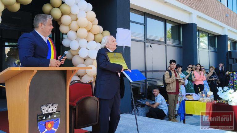 Cea mai modernă şcoală din regiune inaugurată la Darabani (VIDEO)