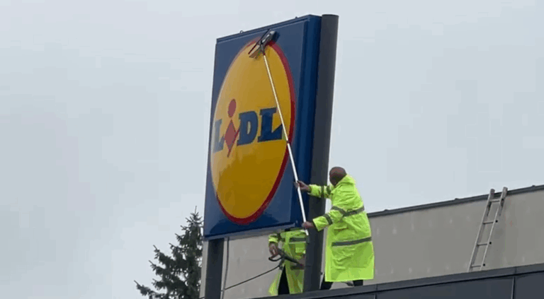 Firma e importantă, indiferent de vreme.