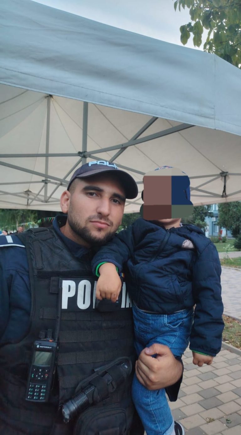 Un copil rănit grav la cap, salvat de polițist în timpul unui festival