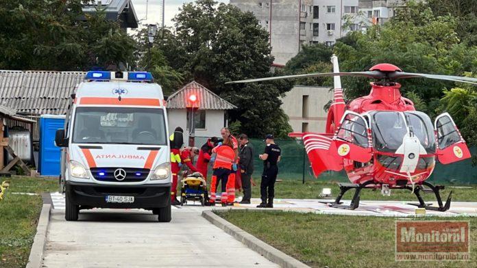 Elicopterul SMURD solicitat de urgență la Botoșani pentru un bătrân în stare gravă infarct antero-extensiv (VIDEO)