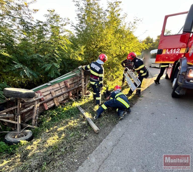 În stare critică după ce a fost strivit de propria căruță