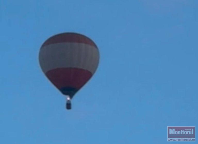 Salvatori în alertă din cauza unui balon cu aer cald (VIDEO)