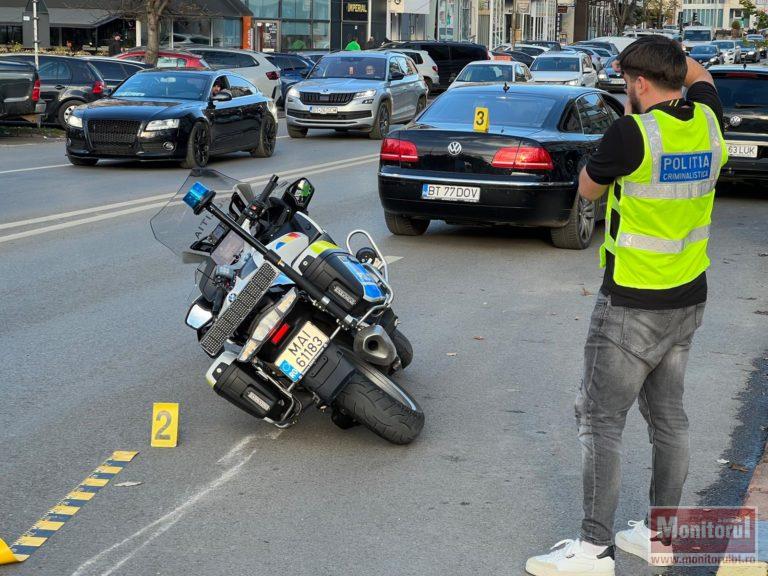 Polițist pe motocicletă, implicat într-un accident în centrul Botoșaniului (VIDEO)