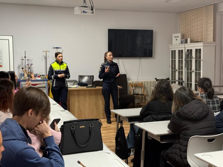 Lecție de prevenire a violenței domestice pentru viitorii asistenți medicali