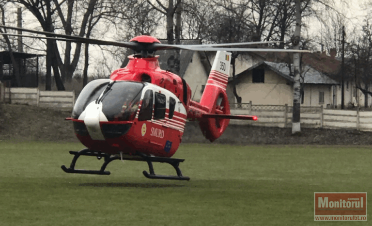 Elicopter chemat la Dorohoi pentru un bărbat în stare gravă (VIDEO)