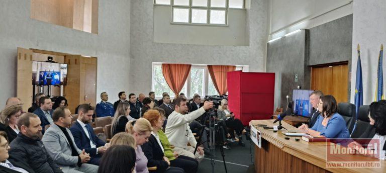 Noul prefect şi-a anunţat planurile după învestire (VIDEO)