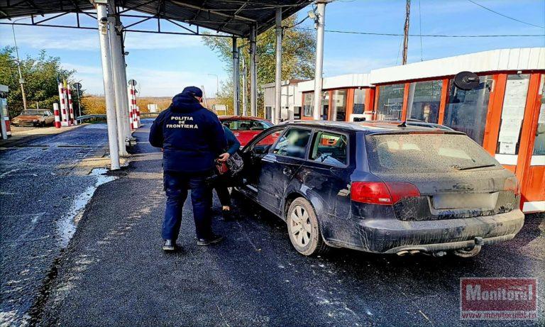 Tânără prinsă la frontieră cu o maşină radiată și asigurare falsă