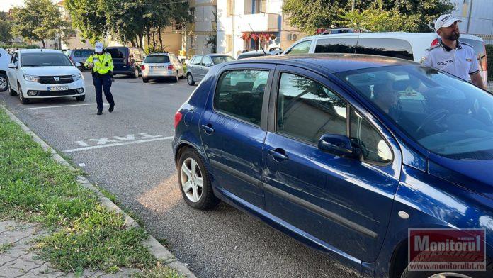 Cel mai ghinionist șofer din Botoșani: a lovit mașina Poliției într-un control de rutină (VIDEO)