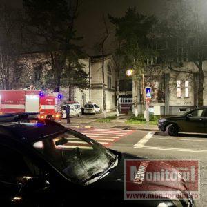 Alertă în miez de noapte. Pompierii și jandarmii intervin la sediul Vodafone (VIDEO)