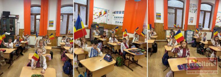 Copiii de la două școli din județ au marcat Ziua Națională cu cântece, poezii și creații artistice (VIDEO)