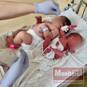 Andrei, micul "gigant": bebeluș record în ultimul deceniu la Botoşani (VIDEO)