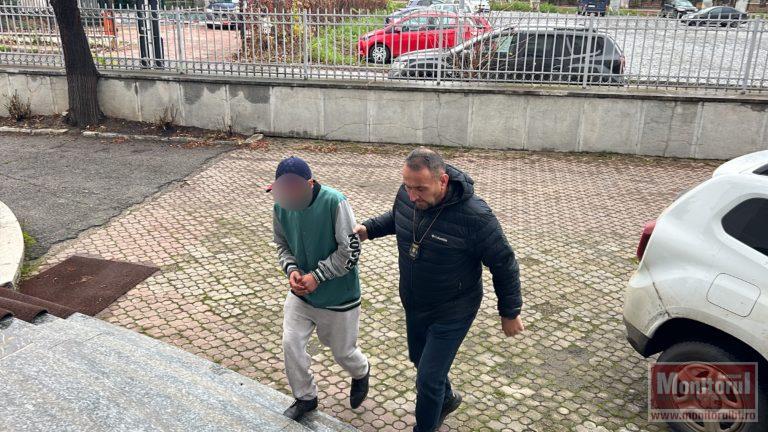 Crimă învăluită în mister. Suspectul, cu mai multe diagnostice psihiatrice, a ajuns în fața procurorilor (VIDEO EXCLUSIV)