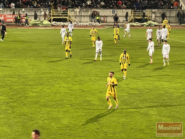 FC Botoșani pierde șansa de a redeveni liber după un egal cu dinamo (VIDEO)