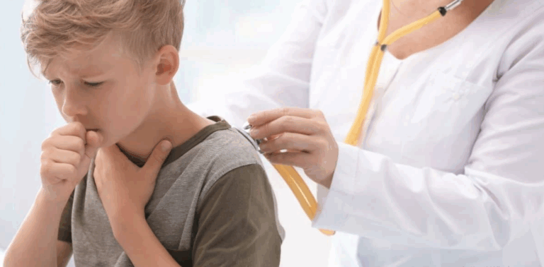 Virozele şi pneumoniile fac ravagii în judeţ. Un copil şi-a pierdut viaţa