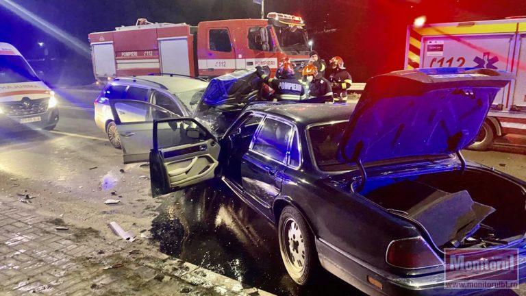 Accident cumplit cu patru victime la ieșirea din oraș. O tânără a decedat la spital (VIDEO)