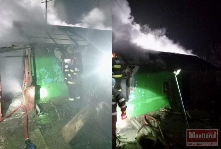 Incendiu puternic din cauza jarului căzut din sobă