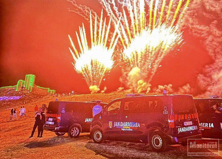 Revelion sub supravegherea strictă a jandarmilor botoșăneni. Reguli și restricții pentru amatorii de distracție