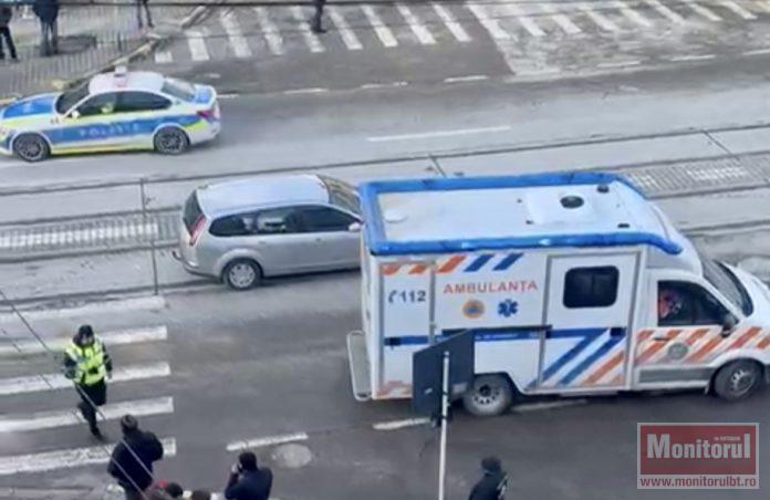 Urători spulberaţi pe trecere: patru copii loviţi în plin (VIDEO)