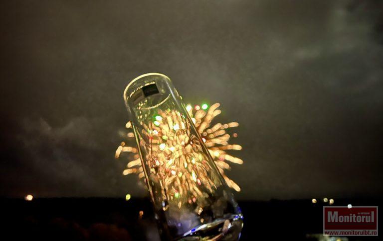 La mulți ani, Botoșani! 2026 întâmpinat cu un superb foc de artificii! (VIDEO)