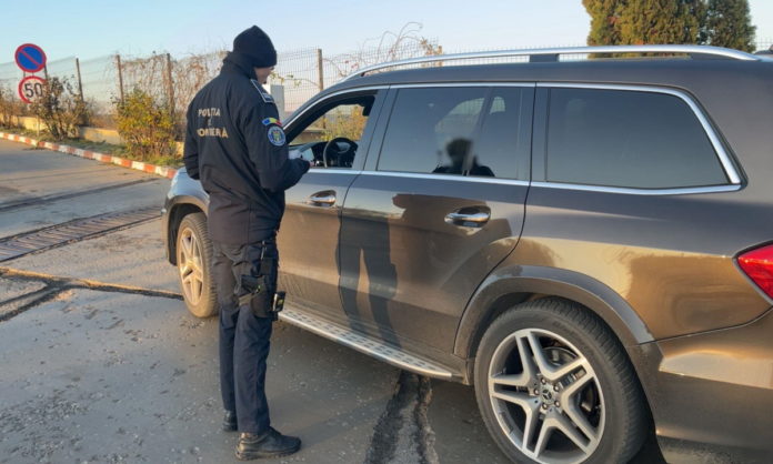 Dosar penal după o tentativă eşuată de a prezenta poliţiştilor un permis fals