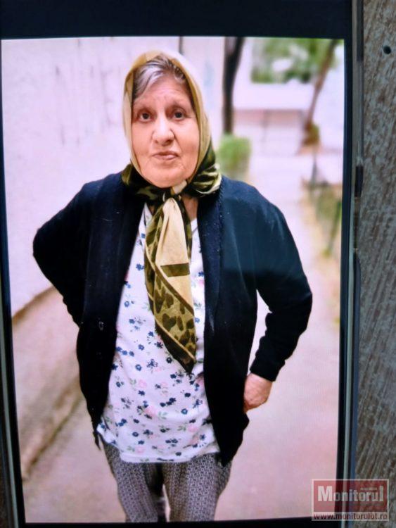 Bătrână căutată de polițiști după ce a plecat de acasă și nu s-a mai întors
