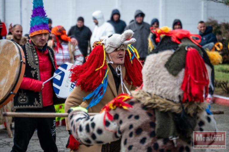 Când "acasă" încape într-o urătură: datinile de iarnă în detenție