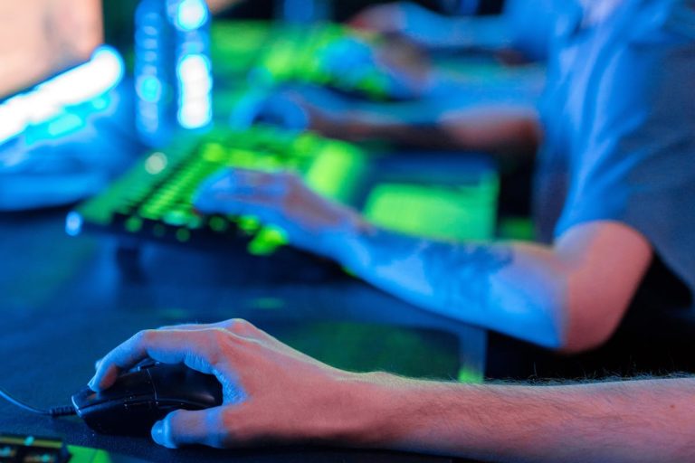 Cum transformăm tehnologia în sursă de relaxare și dezvoltare