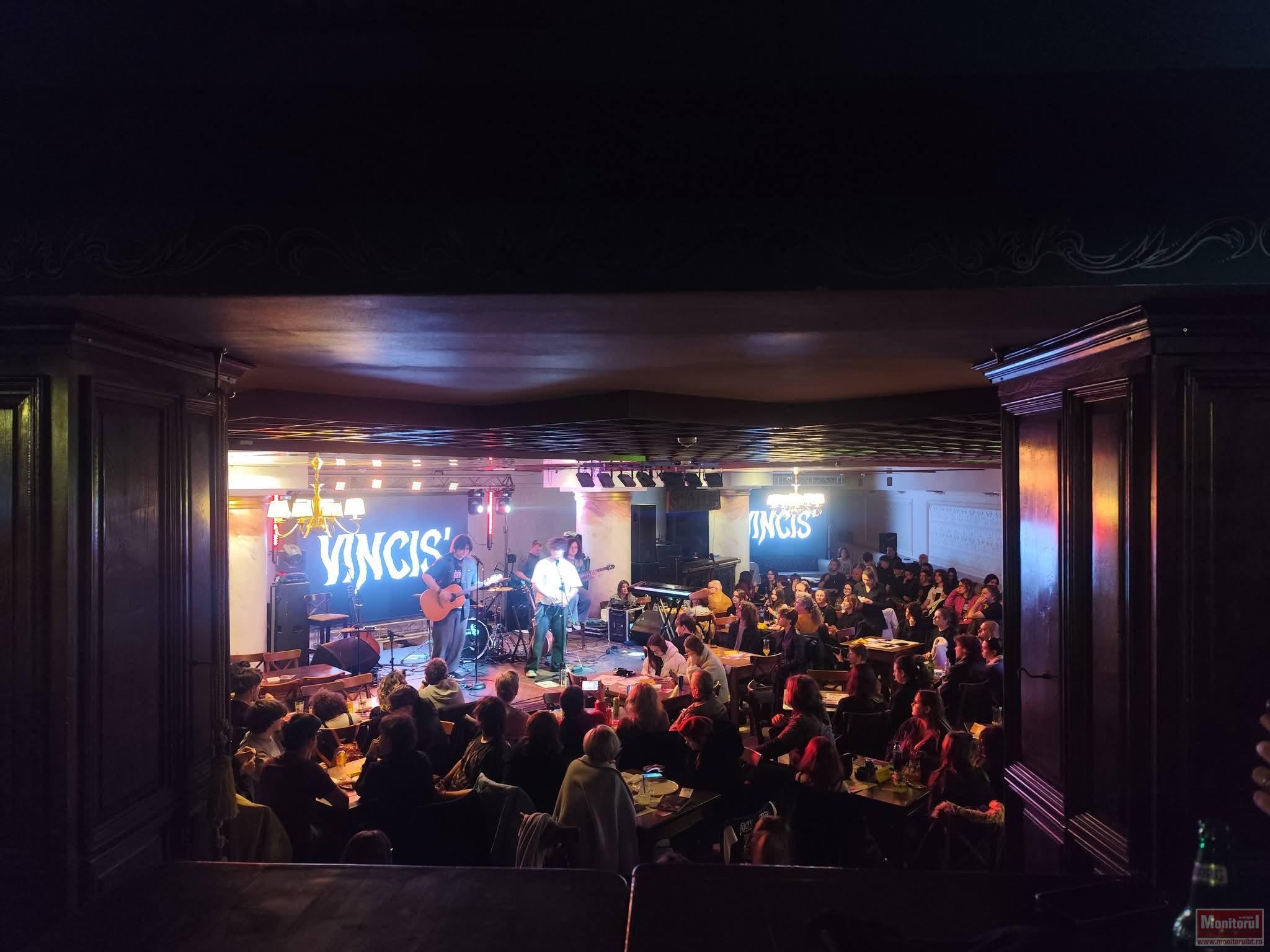 Copiii jurnaliști din Buzz au marcat 15 ani de activitate prin două evenimente de suflet (VIDEO)