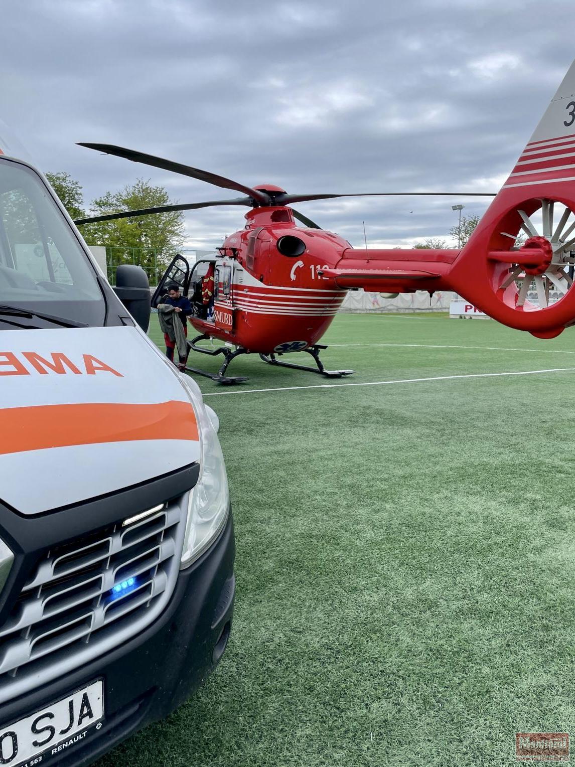 Elicopterul SMURD chemat de urgență la Săveni pentru un bărbat salvat prin telemedicină ( VIDEO)