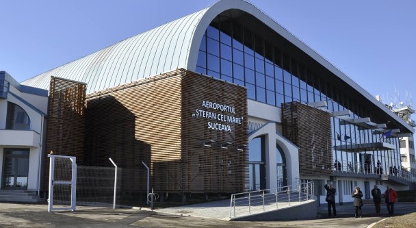 Şosea nouă de la aeroport spre Suceava