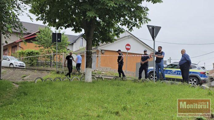 Descoperire macabră în Dorohoi: bărbat găsit cu craniul perforat de un aparat de asomat animale (VIDEO)