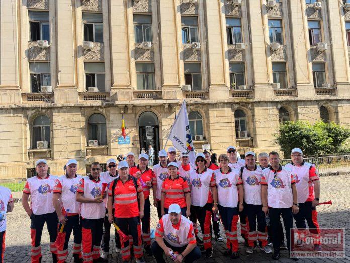 Sirenele nemulțumirii: 20 salvatori din Botoșani cer dreptate la București (VIDEO)